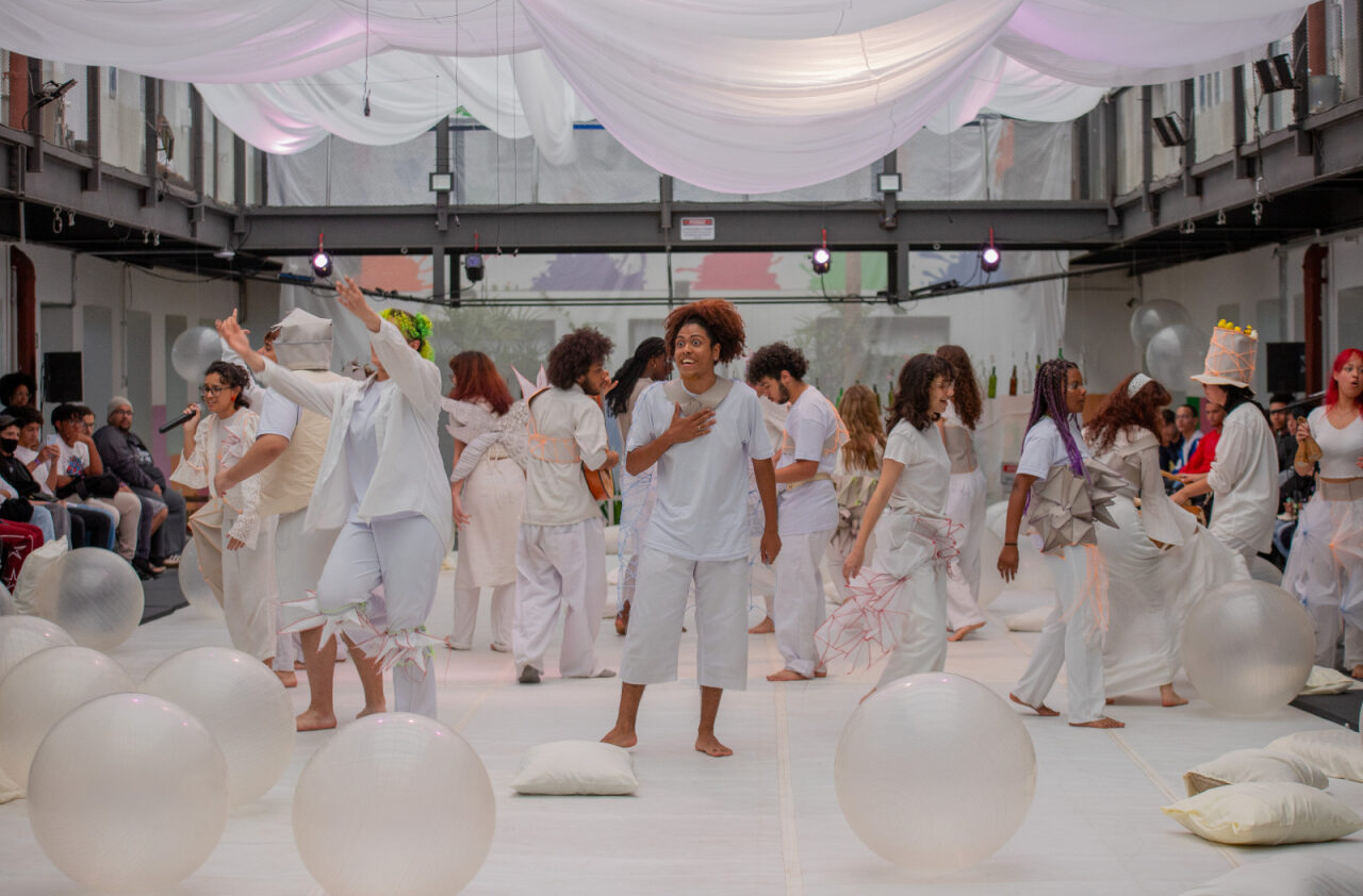 Imagem do evento REM - Movimento Rápido dos Olhos